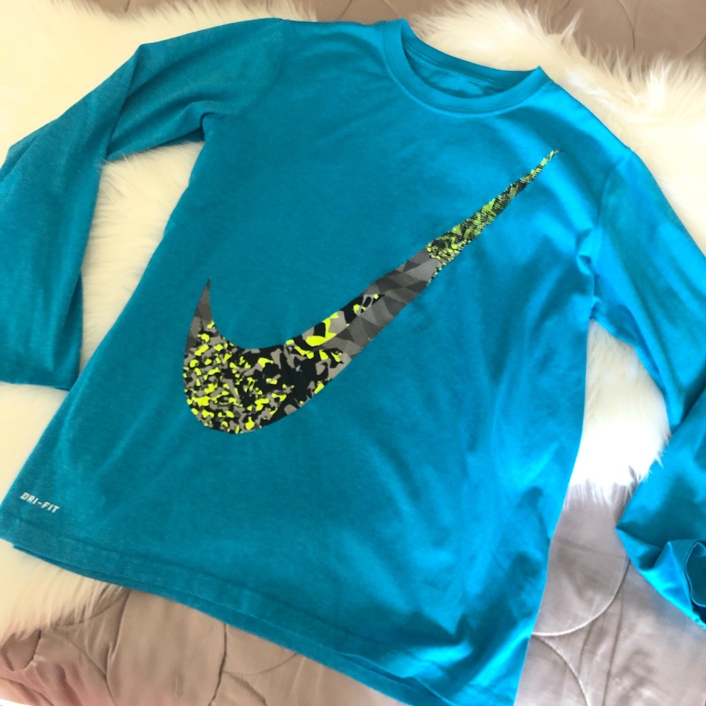 Long Sleeve Nike Dry Fit Boy Shirt Youth Large